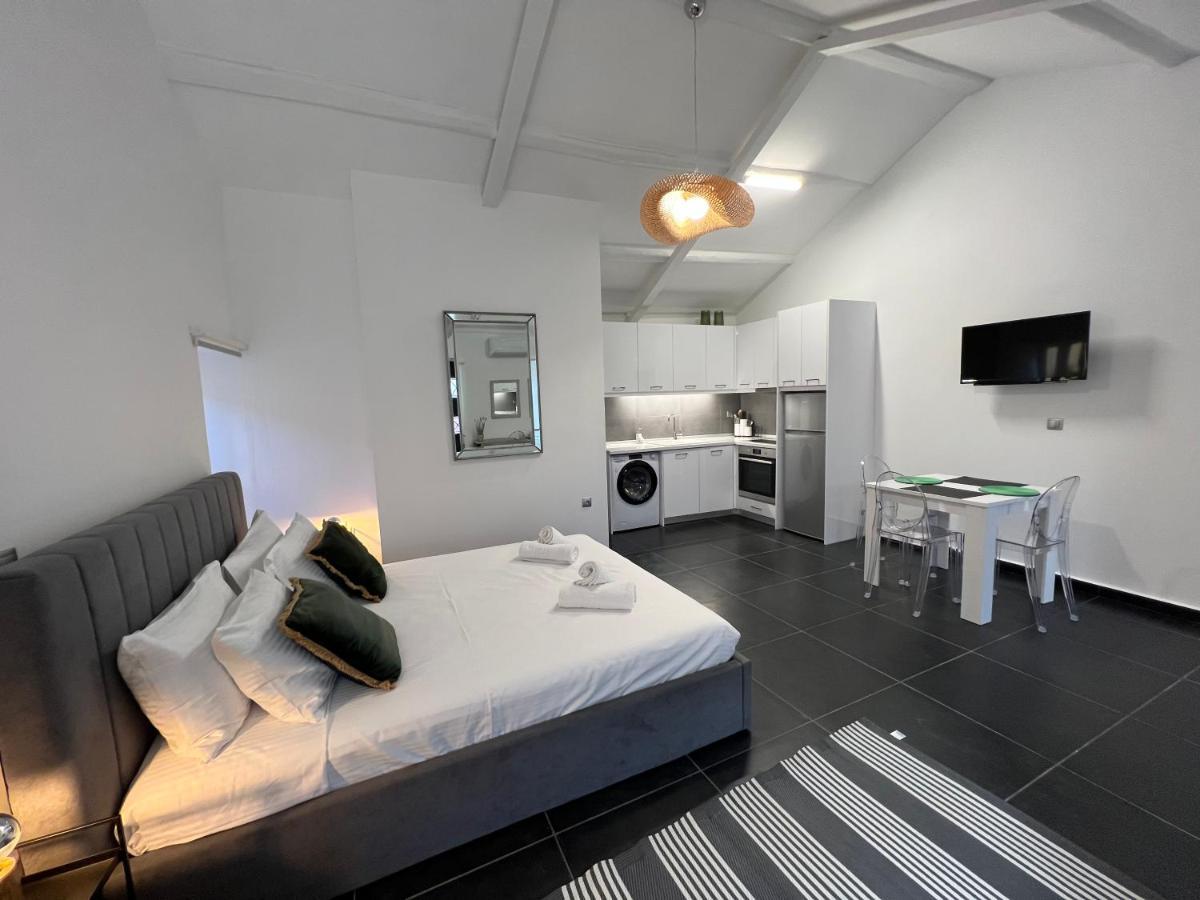 I&A Garitsa Studio Corfu  Экстерьер фото
